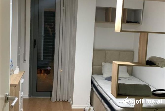 Shtepi me qera Apartament ne Tirane, 2+1, Mobilimi E mobiluar, Pagesa 600  Euro.