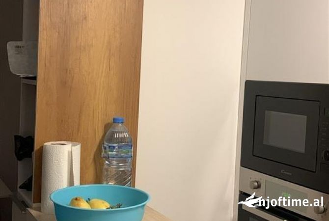 Shtepi me qera Apartament ne Tirane, 2+1, Mobilimi E mobiluar, Pagesa 600  Euro.