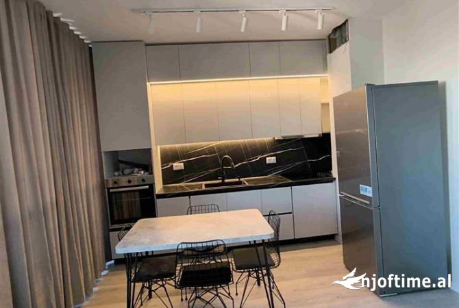 Shtepi me qera 1+1 ne Tirane - 52,000 Leke