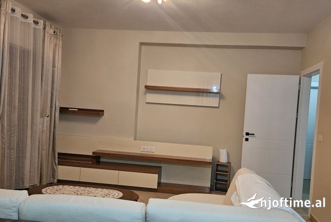 Shtepi me qera 1+1 ne Tirane - 500 Euro