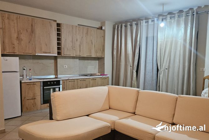 Shtepi me qera 1+1 ne Tirane - 500 Euro