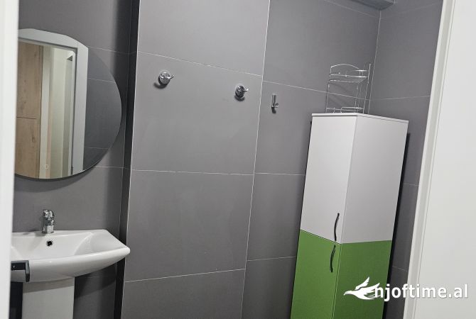 Shtepi me qera Apartament ne Tirane, 1+1, Mobilimi E mobiluar, Pagesa 500  Euro.