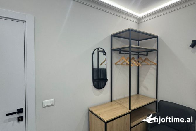 Shtepi me qera Apartament ne Tirane, Garsoniere, Mobilimi E mobiluar, Pagesa 350  Euro.