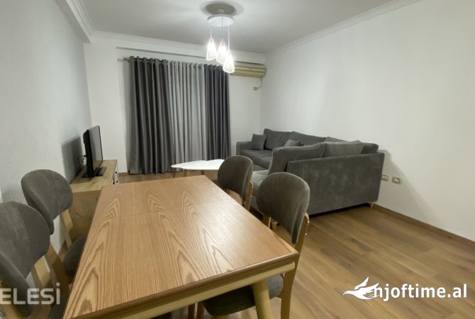 Shtepi me qera 1+1 ne Tirane - 550 Euro