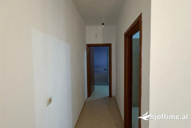 Apartment for sale in Tirana 1+1, Emty