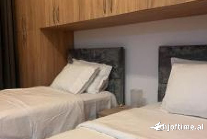 Shtepi me qera Apartament ne Tirane, 1+1, Mobilimi E mobiluar, Pagesa 500  Euro.