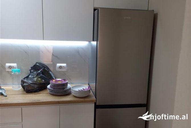 Shtepi ne shitje Apartament ne Tirane, 1+1, Mobilimi E mobiluar, Pagesa 105,000  Euro.