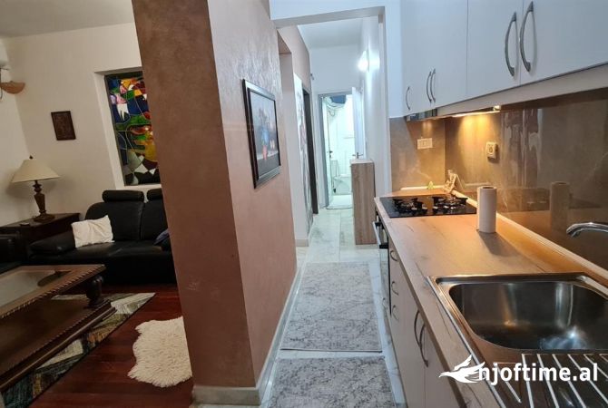 Shtepi me qera 1+1 ne Tirane - 600 Euro