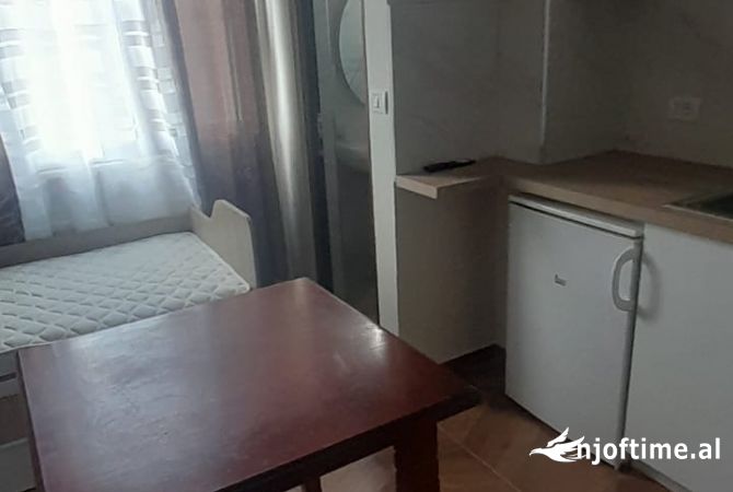 Shtepi me qera Garsoniere ne Tirane - 30,000 Leke