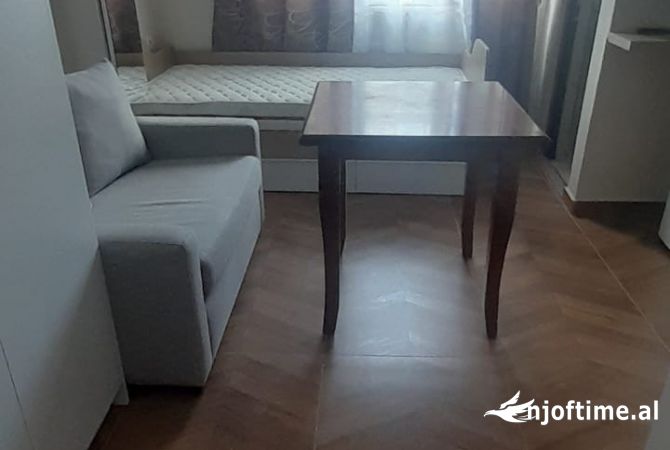 Shtepi me qera Garsoniere ne Tirane - 30,000 Leke