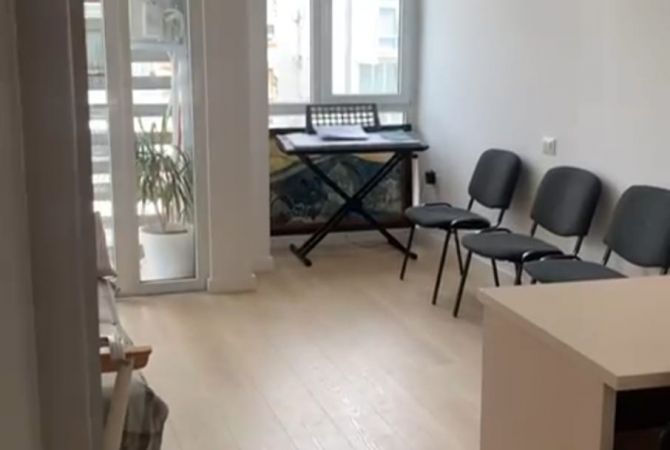 Ambient biznesi me qera 3+1 ne Tirane - 500 Euro