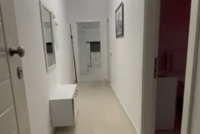 Shtepi me qera Apartament ne Tirane, 1+1, Mobilimi E mobiluar, Pagesa 420  Euro.
