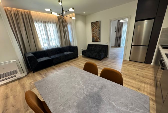 Shtepi me qera 2+1 ne Tirane - 600 Euro