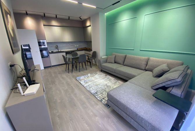 Shtepi me qera 2+1 ne Tirane - 750 Euro