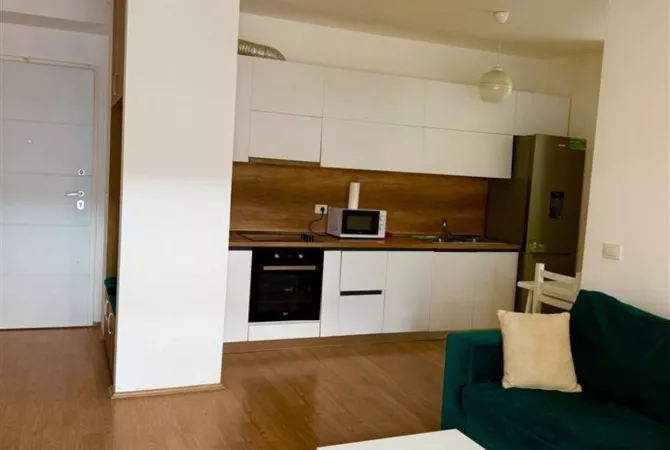 Shtepi me qera 2+1 ne Tirane - 750 Euro