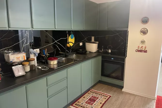 Shtepi me qera Apartament ne Tirane, 2+1, Mobilimi E mobiluar, Pagesa 45,000  Leke.