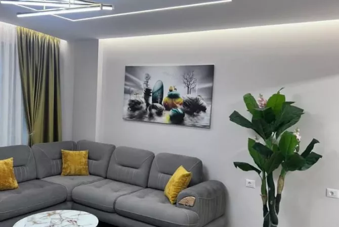 Shtepi me qera Apartament ne Tirane, 1+1, Mobilimi E mobiluar, Pagesa 630  Euro.