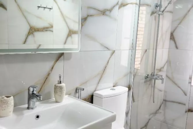 Shtepi me qera 1+1 ne Tirane - 65,000 Leke