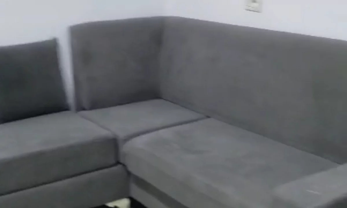 Shtepi me qera Apartament ne Tirane, 1+1, Mobilimi E mobiluar, Pagesa 35,000  Leke.