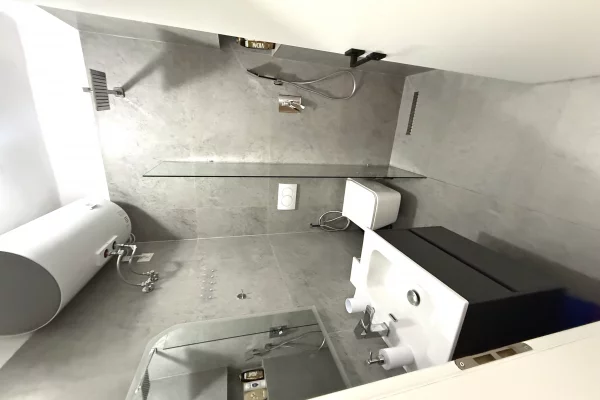 Shtepi me qera Apartament ne Tirane, Garsoniere, Mobilimi E mobiluar, Pagesa 480  Euro.