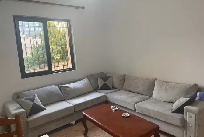 Casa in affitto 1+1 a Tirana - 35,000 Leke