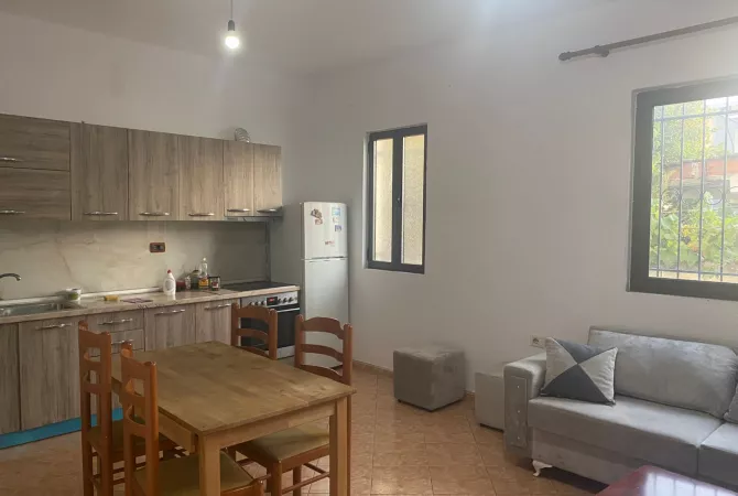 Casa in affitto 1+1 a Tirana - 35,000 Leke