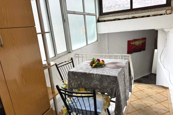 Shtepi me qera Shtepi Private ne Tirane, 1+1, Mobilimi E mobiluar, Pagesa 35,000  Leke.