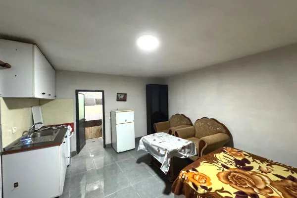 Shtepi me qera Garsoniere ne Tirane - 20,000 Leke