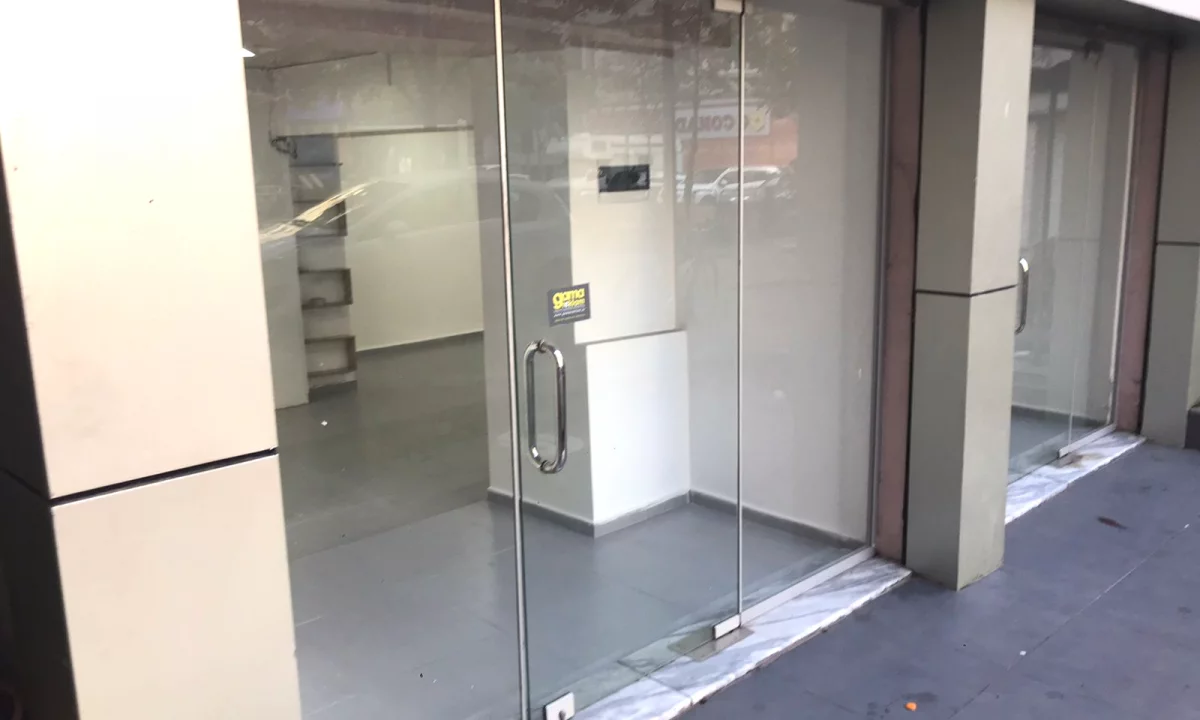 Jepet me qera ambjent biznesi afer stadiumit Dinamo Tirane