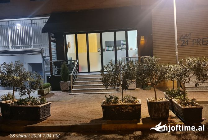 Ambient biznesi ne shitje Garsoniere ne Tirane - 135,000 Euro