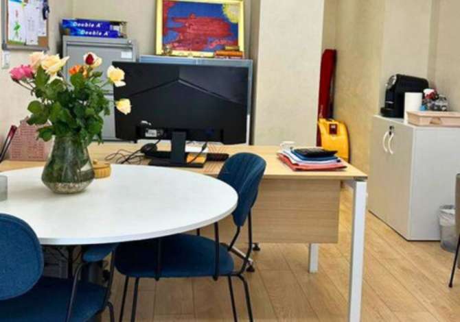 Ambient biznesi me qera 3+1 ne Tirane - 350 Euro