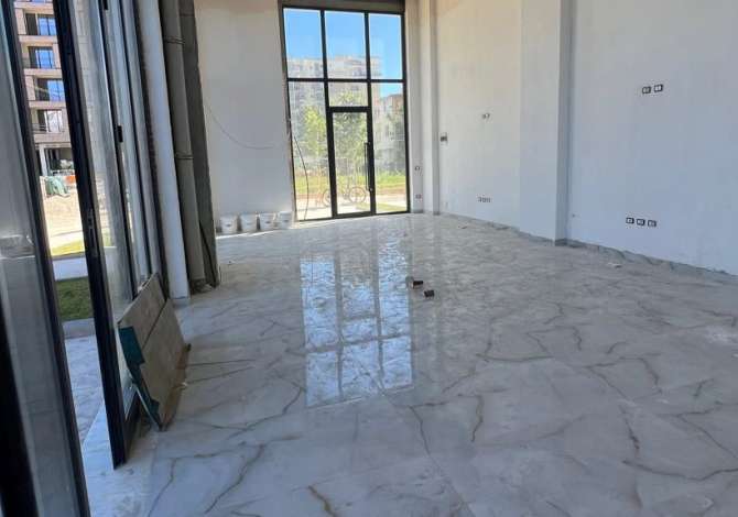 Ambient biznesi me qera 1+1 ne Tirane - 800 Euro