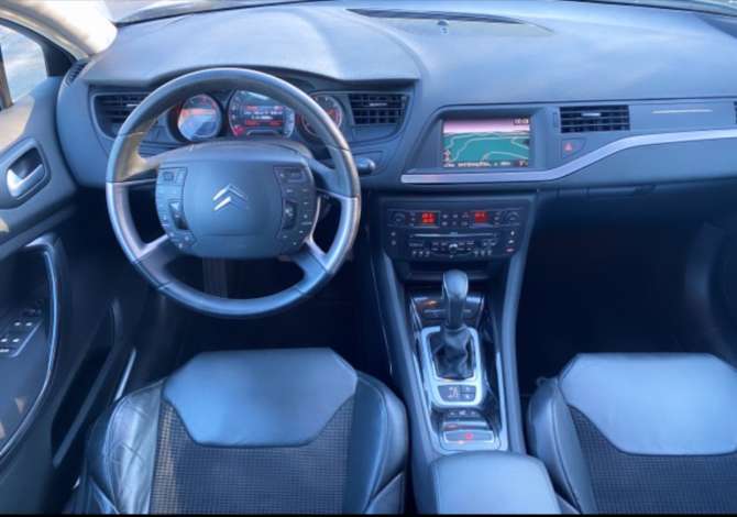 Noleggio Auto  a Tirana - 35 Euro