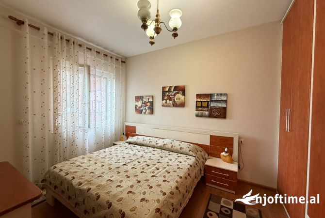 Shtepi me qera 1+1 ne Tirane - 700 Euro