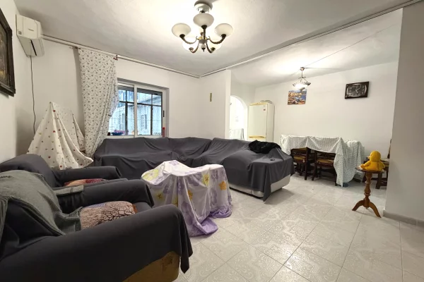 Shtepi ne shitje 2+1 ne Tirane - 200,000 Euro