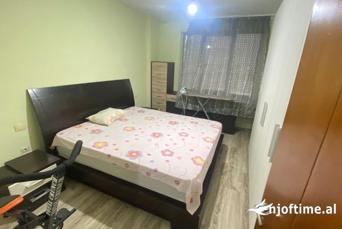 Shtepi me qera 2+1 ne Tirane - 450 Euro