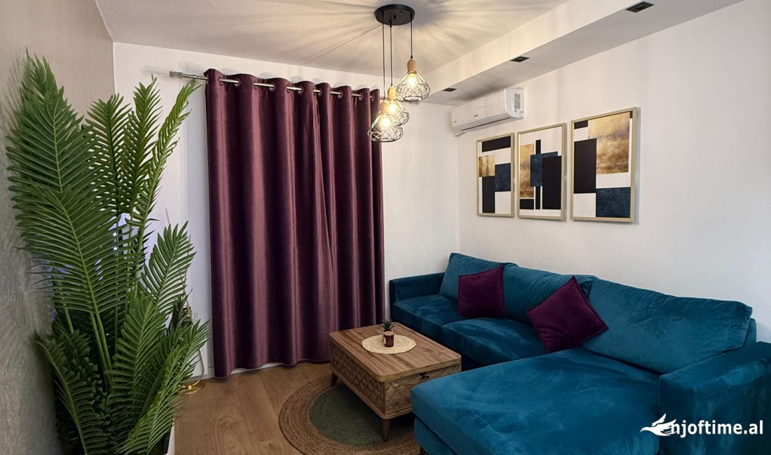 Shtepi me qera Apartament ne Tirane, 1+1, Mobilimi E mobiluar, Pagesa 650  Euro.