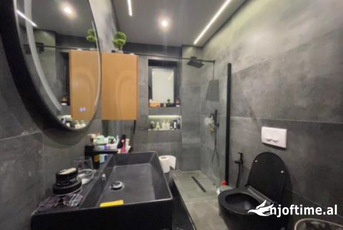 Shtepi ne shitje 2+1 ne Tirane - 150,000 Euro