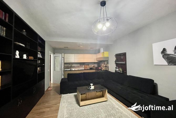 Shtepi ne shitje 2+1 ne Tirane - 150,000 Euro