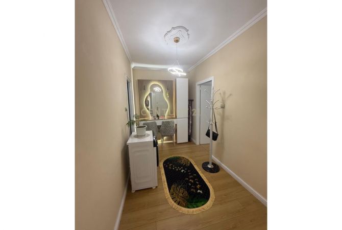 Shtepi ne shitje Apartament ne Tirane, 1+1, Mobilimi Bosh, pa mobiluar, Pagesa 110,000  Euro.