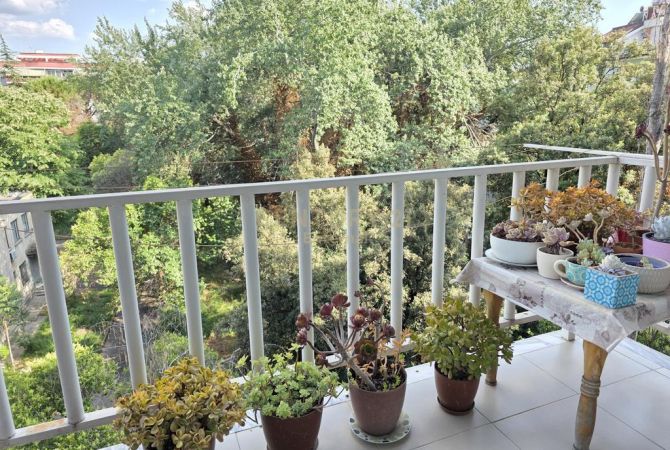 Shtepi ne shitje Apartament ne Tirane, 2+1, Mobilimi E mobiluar, Pagesa 130,000  Euro.