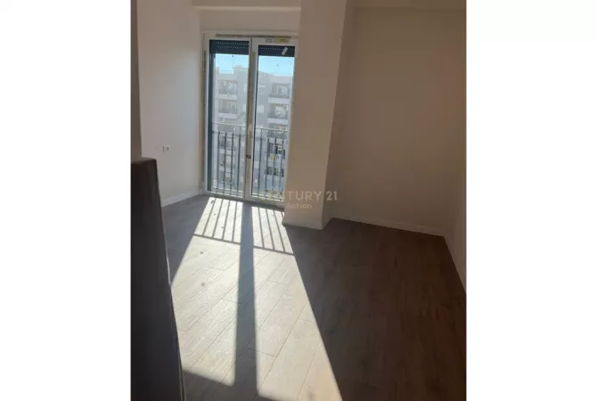 Appartamento in vendita a Tirana 1+1, Vuoto