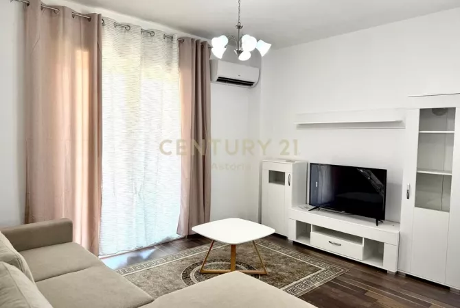 Shtepi me qera 2+1 ne Tirane - 550 Euro
