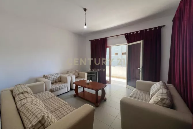 Shtepi me qera Apartament ne Tirane, 2+1, Mobilimi E mobiluar, Pagesa 430  Euro.