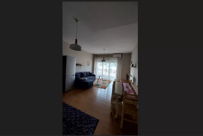 Shtepi me qera 2+1 ne Tirane - 600 Euro