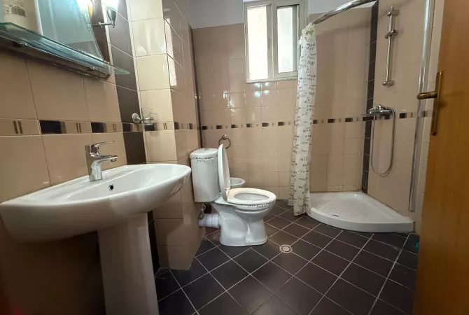 Shtepi me qera 1+1 ne Tirane - 500 Euro