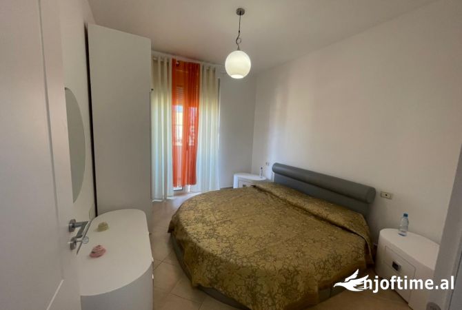Shtepi me qera 3+1 ne Tirane - 450 Euro
