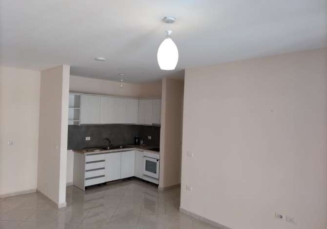 Tirane, jap me qera apartament 2+1+2+Ballkon,Kati3,90m2 ne Don Bosko,Kompleksi Fiori di Bosco,550 Euro 