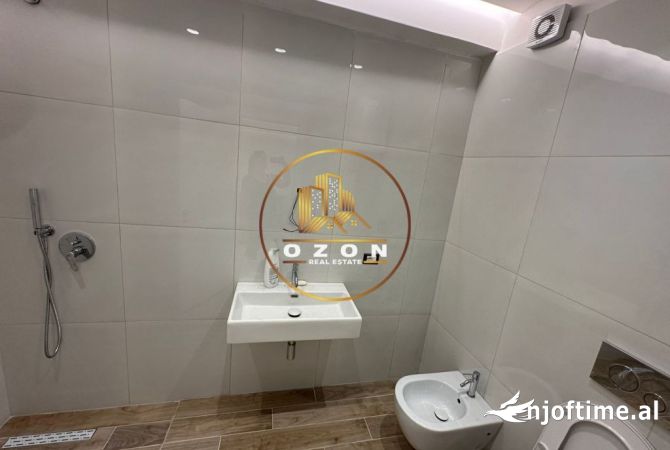 Shtepi me qera 2+1 ne Tirane - 550 Euro