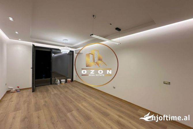 Shtepi me qera Apartament ne Tirane, 2+1, Mobilimi E mobiluar, Pagesa 550  Euro.